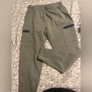 Women's army green sweats with zippers on sides